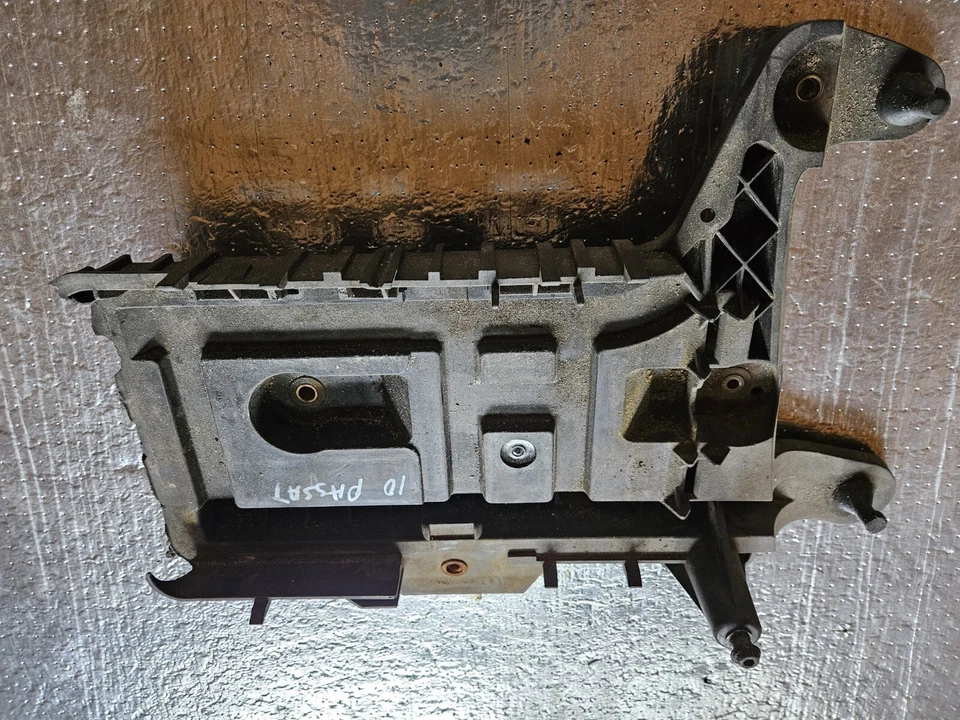 Volkswagen Passat 2010 camioneta 2,0 T bandeja de batería  Foto 1 de 1