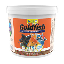 vitamin c-enriched goldfish food flakes