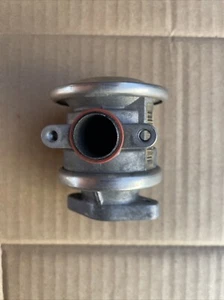 2000-06 Audi TT 1.8t Quattro EGR Valve Combi Valve W/ Bracket 06A131102 A - Picture 1 of 6