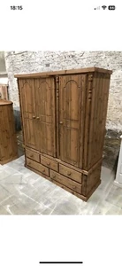 HANDMADE AYLESBURY SOLID PINE TRIPLE WARDROBE MANY COLOURS (NOT FLATPACKED) - Picture 1 of 3