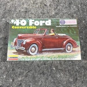 Lindberg Historical Model '40 Ford Convertible - Picture 1 of 7
