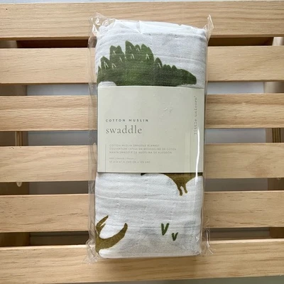 NUEVO EN CAJA Pequeño Unicornio Dinosaurio Amigos Algodón Muselina Envoltura Manta 47"x 47" Foto 1 de 4