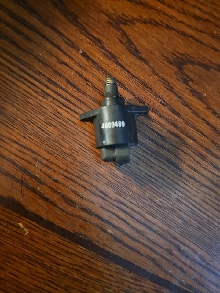 VÁLVULA DE CONTROL DE AIRE INACTIVO 1470 IAC AC302 CHRYSLER NEON DODGE AVENGER PLYMOUTH  Foto 1 de 2