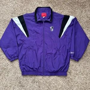 Chaqueta Reebok NBA Sacramento Kings Cremallera Completa Para Hombre XL Púrpura Bolsillos con Cremallera Logotipos - Imagen 1 de 17