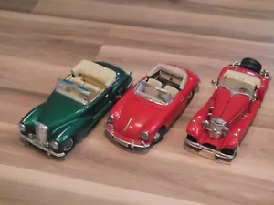 3 Modellautos -Mercedes-Benz 500 K 1936 + 300 S 1955+Porsche 356 B -1961 -1:18 - Bild 1 von 24