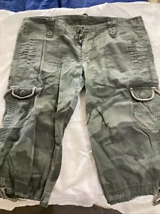 Lorna Jane Cargo Pants M - Picture 1 of 3