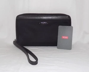 Tumi Vista Nylon Travel Wallet Zip-Around Passport Card Holder Wristlet Loop NEW - Picture 1 of 14