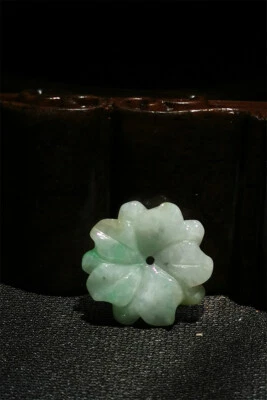  100% Natural Hand-carved Jade Pendant Jadeite Necklace Flower noble A-111 - Image 1 of 4