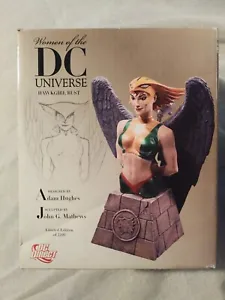 ADAM HUGHES  WOMEN OF THE DC UNIVERSE HAWKGIRL Bust MIB SEALED - Picture 1 of 6