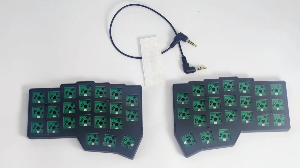 Crkbd Corne Keyboard V4.1 - Bare Bone for Cherry MX Style Switches (Not Included - Image 1 of 1