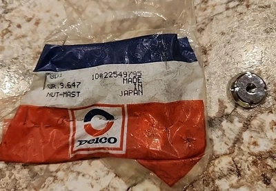 1 Nuevo GM 22549795 1982-05 CHEVY OLDS BUICK PONTIAC CROMO ANTENA MÁSTIL BISEL TUERCA Foto 1 de 4