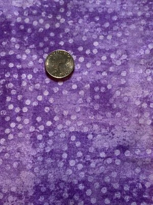 Holiday Treats Cotton Fabric 1 Yd Dots Purple — 第 1/3 张图片