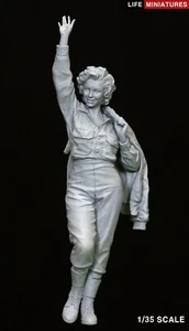 Life Miniatures Marilyn Monroe en Corea 1954 1/35th kit de figuras sin pintar - Imagen 1 de 6