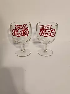 2 calici vintage PEPSI COLA RETRÒ miniatura occhiali trasparenti con stelo pesante anni 70 - Foto 1 di 11