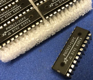 P4C422-25PC Performance Semiconductor 256 x 4 STATIC CMOS RAM RARE QTY-1 - Picture 1 of 1