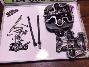 1978 SUZUKI SP370 SP 370 CYLINDER HEAD + GOOD VALVES + Guides Tensioner Cam - Picture 1 of 11