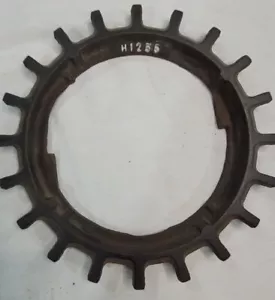 Vintage Planter Plate H1255 Cast Iron 1 Plate - Picture 1 of 5