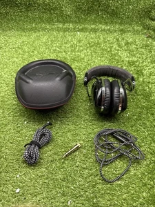 V-Moda Crossfade LP Schwarz Leder Over Ear Kabelgebunden Kopfhörer Schwarz Silber.   16 - Bild 1 von 12