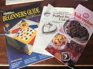 Vintage Wilton Pamphlets Recipes Lot - Picture 1 of 1
