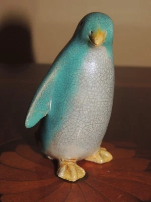 Pingüino inusual 3,25" tipo Ge/Guan crepitante turquesa blanco amarillo antiguo c1920 Foto 1 de 4