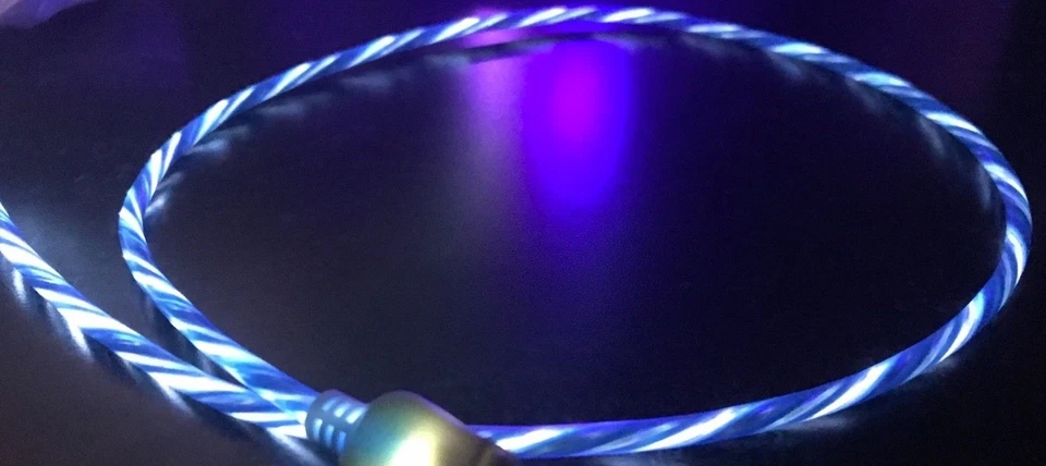 Cable de datos cargador USB brillante con luz LED de flujo caramelo para TIPO MICRO-C REVERSIBLE Foto 1 de 4