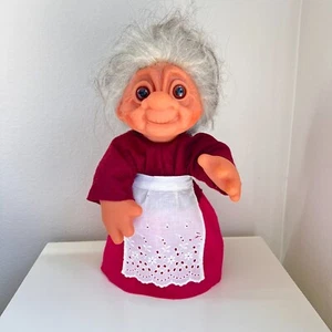 Rare Thomas Dam 14" Troll Doll Grandma Norfin Pink Clothes With White Design - Picture 1 of 14