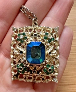 Estate Filigree Teal Blue Green Rhinestone 3D Pendant Necklace 1/20 12k GF chain - Picture 1 of 3