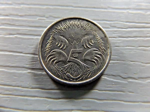 AUSTRALIAN 2021 5 Cents - Picture 1 of 2
