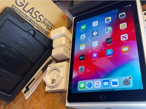 Apple iPad Air 2 (16gb) Wi-Fi (A1566) Pristine Display {iOS12}94% * JAILBREAK - Picture 1 of 12