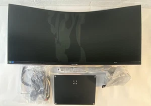 SAMSUNG Viewfinity S65UA Series 34-Inch Ultrawide Curved Monitor(cracked lcd) - Picture 1 of 8