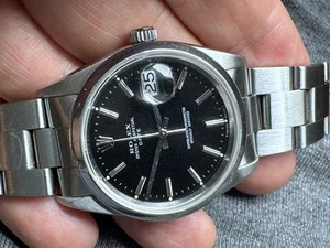 ROLEX OYSTER PERPETUAL DATE 15200 AUTOMATIC ref 3135 BLACK DIAL SAPPHIRE CRYSTAL - Picture 1 of 21