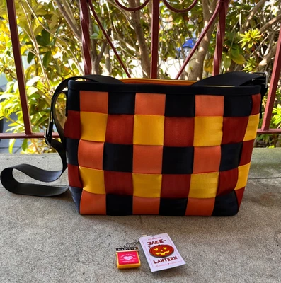 Bolso Mensajero Harveys Cinturón de Seguridad Jack-O-Lantern LTD #185/250 | Edición Halloween Foto 1 de 4