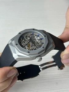 Hublot Classic Fusion Men's Black Watch - 525.NX.0170.LR - Picture 1 of 7