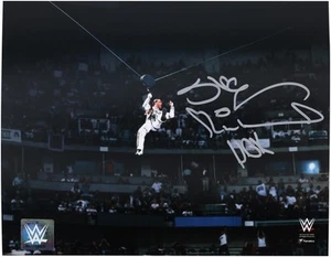Shawn Michaels WWE Signed 8" x 10" WrestleMania 12 Entrance Zipline Photograph - Picture 1 of 1