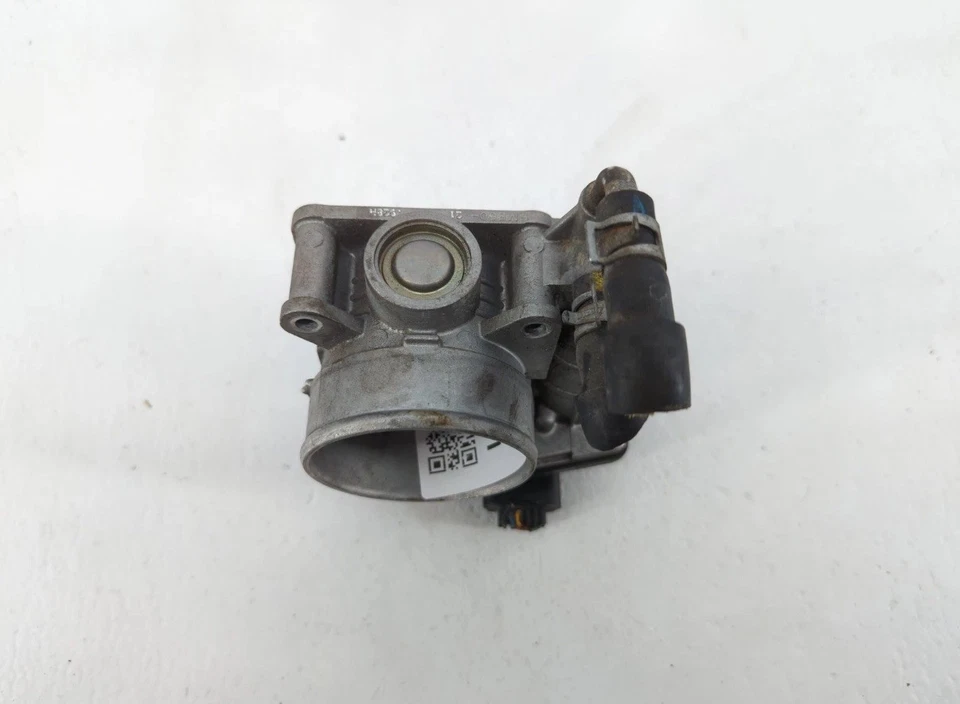 2007-2008 Infiniti G35 G37 Throttle Body / Infinity Nissan Throttle Body 3.5L V6 Foto 1 de 4