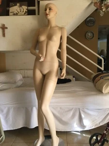 SOLID 6ft. MANNEQUIN-REMOVABLE ARMS,HIPS, METAL STAND-FOOT ROD, BLUE GLASS EYES - Picture 1 of 9