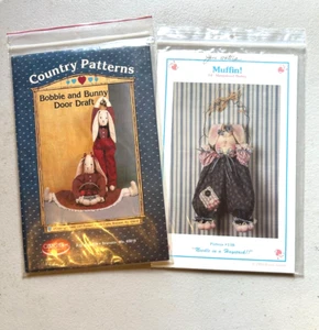 Zwei Vintage Muster Ozark Crafts - Bobbie & Bunny, Nadel im Heuhaufen - Muffin - Bild 1 von 9