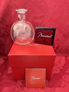 MIB FLAWLESS Glass BACCARAT France Crystal ARROW CREST DECANTER PITCHER CARAFE - Picture 1 of 7