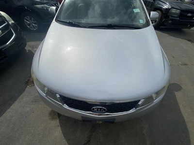 Capucha 10 11 12 13 KIA FORTE Foto 1 de 3