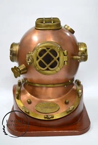 Casco de buceo Mark V de 18" de la Marina de los Estados Unidos réplica acabado antiguo con base de exhibición de madera - Imagen 1 de 13
