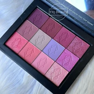 Nueva paleta de sombras de ojos personalizada en polvo prensado magnético Lethal Cosmetics ~ rara - Imagen 1 de 4