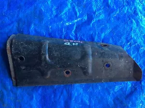 Toyota Landcruiser 2H diesel Engine Exhaust Cover HJ75 8804 - Picture 1 of 2