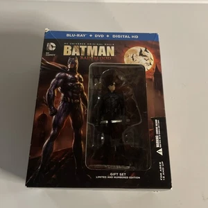 BATMAN: BAD BLOOD BLU-RAY LTD EDITION GIFT SET w/Nightwing Figure - Picture 1 of 4