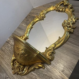 Espejo de pared dorado vintage 1970 Syroco Dart HOMCO 2327 Hollywood Regency con estante - Imagen 1 de 11