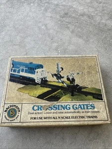 Bachmann Crossing Gates - Picture 1 of 2