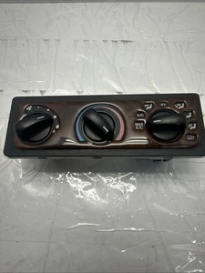 99-04 Ford F250 F350 Hvac AC Climate Control Switch Module Heater Dash Panel OEM - Picture 1 of 6