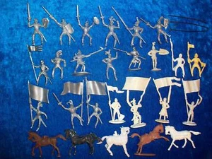 Konvolut 26 Merten Kunststoff Figuren Rohlinge Ritter zu 4cm - Bild 1 von 2