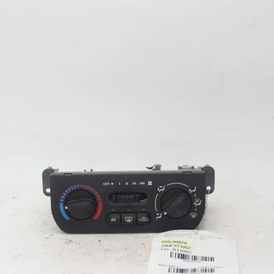 2001 Saturn SL2 Temperature Control Part Number - 655-00876 - Image 1 of 4