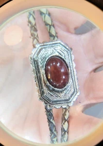 Red Agate Bolo Tie Western Rectanglar / Black Leather Braided - Picture 1 of 1