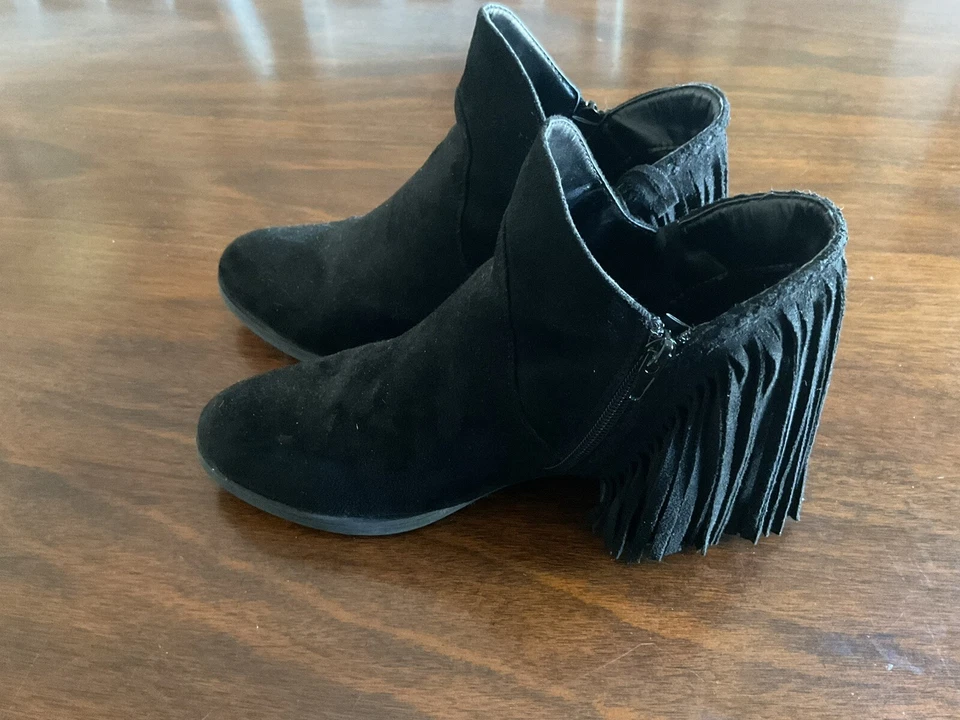 Botines Pierre Dumas de mujer con flecos de gamuza negros talla 8 Foto 1 de 4